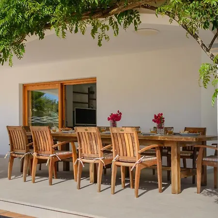 Joan I - Fantastic Sunset Views And Family Friendly -