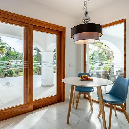 Villa Joan I - Fantastic Sunset Views And Family Friendly - San Antonio (Ibiza)