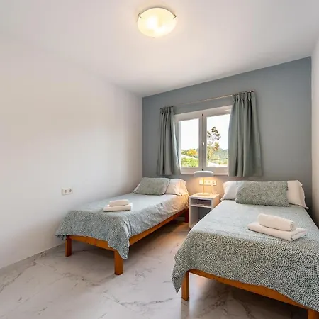 Joan I - Fantastic Sunset Views And Family Friendly -