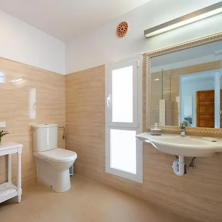 Villa Joan I - Fantastic Sunset Views And Family Friendly - *