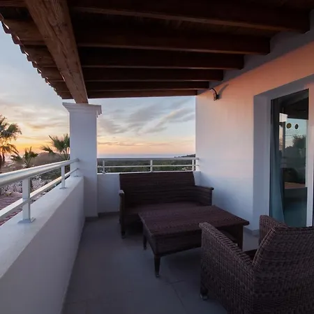Joan I - Fantastic Sunset Views And Family Friendly - Villa *